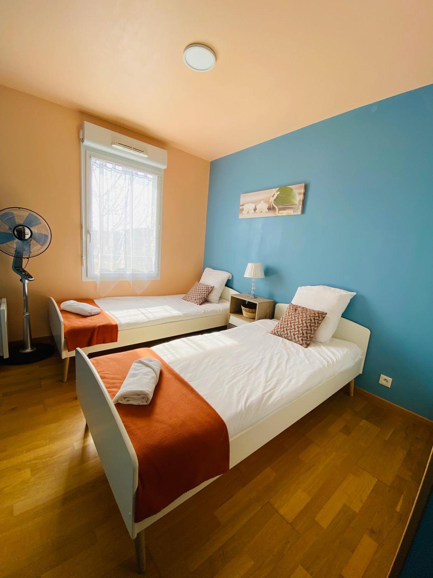 Charmant Appartement 3 Pieces Proche Rer & Disney Монтеврен Екстериор снимка